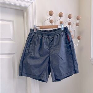 Lululemon - Classic Athletic Shorts - Grey - L